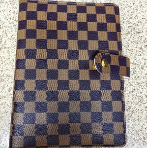 Brown checkered planner
